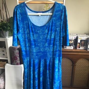 Nicole dress without pockets.